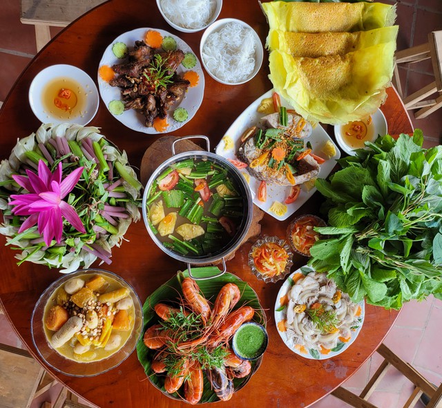 Lữ hành Saigontourist đưa đoàn khách đầu tiên đến Bến Tre - Ảnh 3.