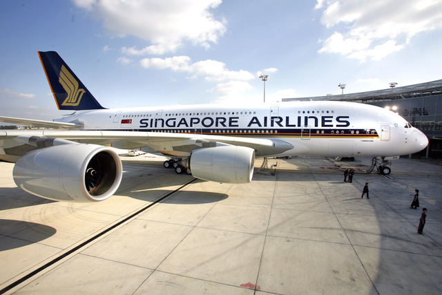 Hàng không Singapore thử nghiệm sử dụng nhiên liệu sạch hơn - Ảnh 1.