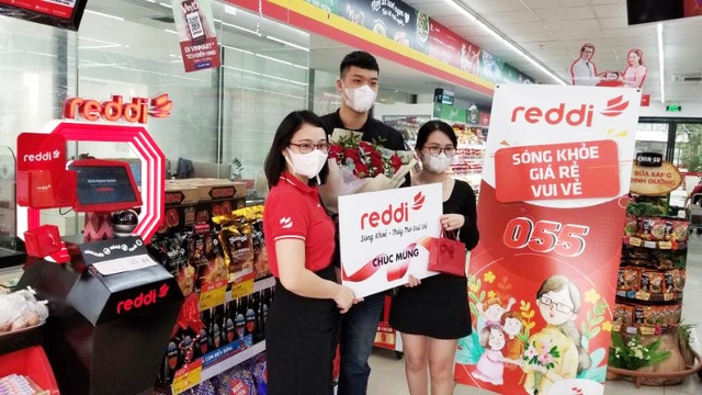 Thông điệp kết nối cuộc sống đến từ nhà mạng Reddi - Ảnh 1.