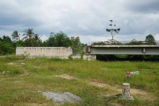 Tạm dừng thi công 2,8km đường vành đai 2 phát sinh lãi vay hàng trăm tỉ đồng - Ảnh 1.