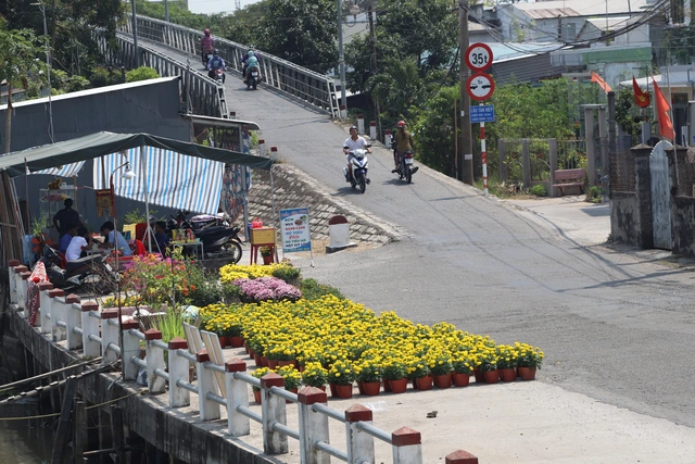 Cầu sắt lớn nhất miền Tây, 16 mùa xuân nối những bờ vui - Ảnh 2.