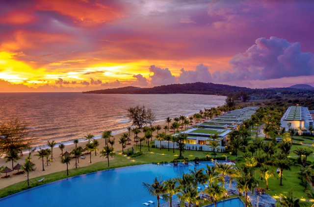 Movenpick Phú Quốc tung loạt ưu đãi kỷ niệm 1 năm ngày mở cửa - Ảnh 1.