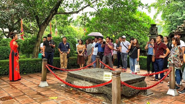 Du khách nội địa ngày càng có giá - Ảnh 1.