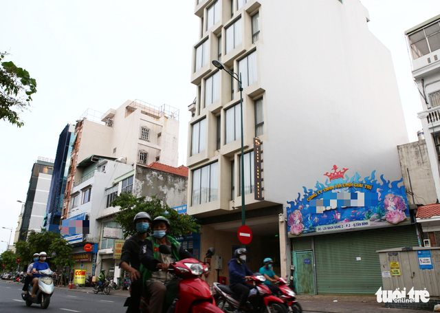 Kiểm tra 38 công trình tại Tân Bình, quá nửa xây trái phép - Ảnh 2. Kiểm tra 38 công trình tại Tân Bình, quá nửa xây trái phép - Ảnh 2.