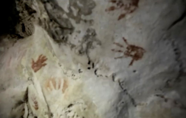 Phát hiện các dấu tay hơn 1.200 năm tuổi trong hang động tại Mexico - Ảnh 1.