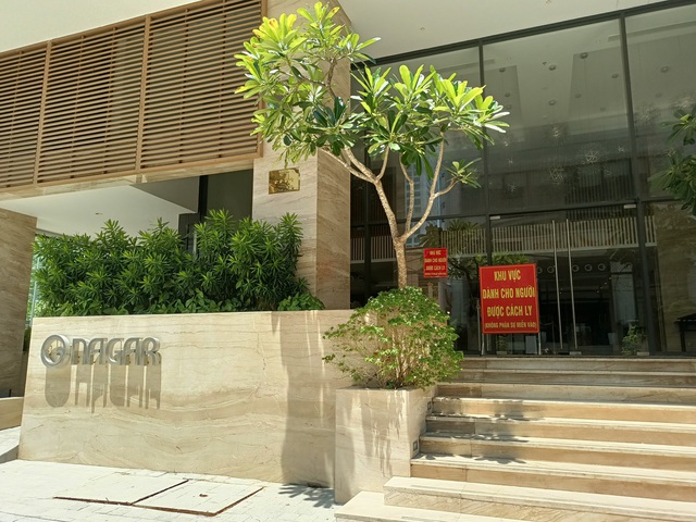 Từ Mỹ về tố bị ép cách ly 28 ngày, công ty du lịch khẳng định làm đúng - Ảnh 1.