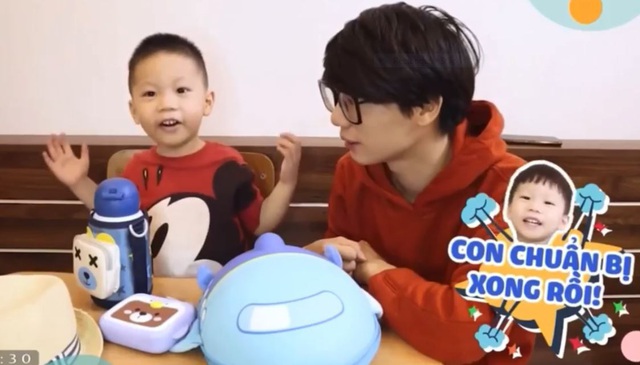 Cả nhà cùng xem truyền hình trong ngày hè mắc kẹt với dịch bệnh - Ảnh 3.