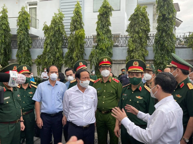Bộ trưởng Bộ Quốc phòng Phan Văn Giang: Đây là trận chiến, không thắng không về - Ảnh 1.