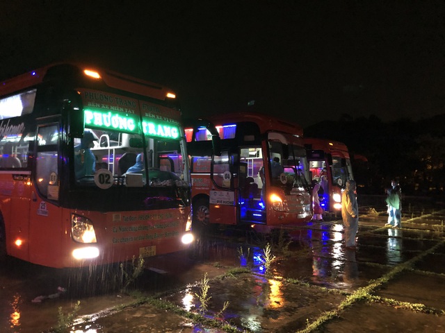 Mình về đến nhà rồi con ơi - Ảnh 2.
