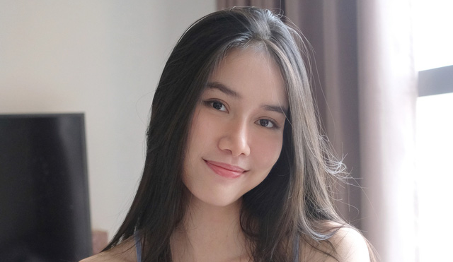 Những ngày giãn cách, tôi đọc tiểu thuyết và nấu cơm từ thiện - Ảnh 1.