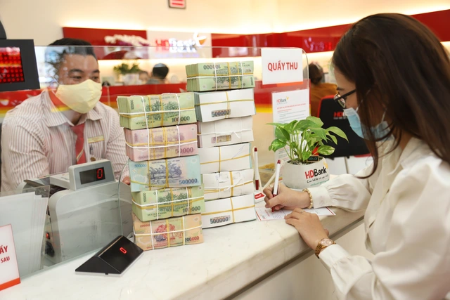 Cho vay mới bị tắc vì không thể đăng ký giao dịch đảm bảo - Ảnh 1.