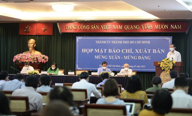Bí thư Nguyễn Văn Nên: Năm 2021 thực sự là năm dấn thân của những nhà báo - Ảnh 1.