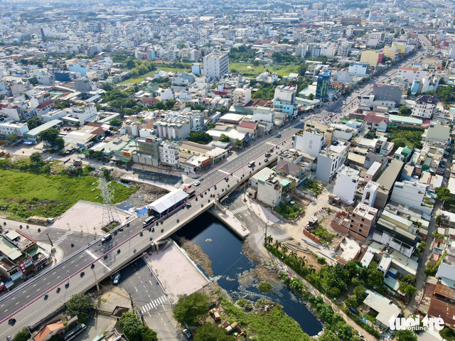 TP.HCM thông xe nhánh 2 cầu Bưng, giảm ùn tắc cửa ngõ Tây Bắc - Ảnh 5.