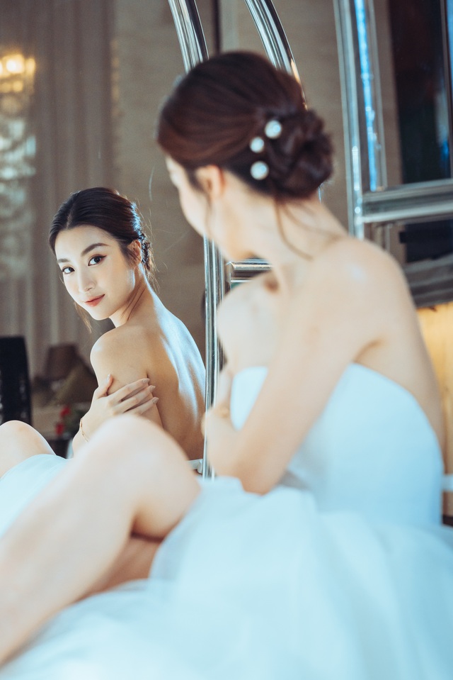 Đỗ Mỹ Linh tung ảnh mặc váy cưới trước tin sắp lên xe bông - Ảnh 8.