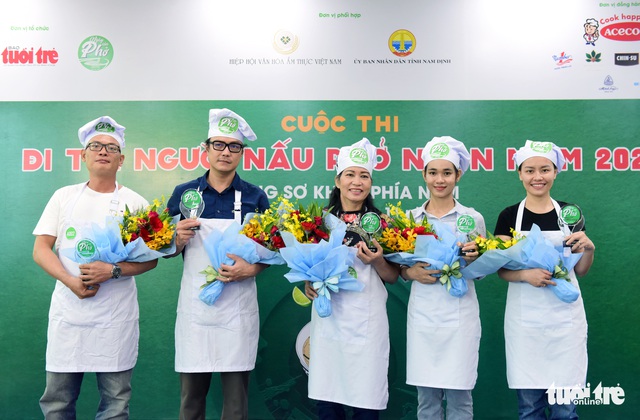 Thi nấu phở ngon để đưa hương phở bay xa - Ảnh 1.