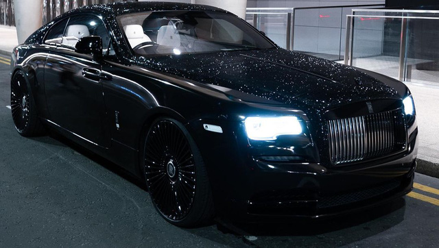 2020 RollsRoyce Wraith Black Badge is an exercise in excess  Page 20   Roadshow  Rolls royce wraith Rolls royce wraith black Rolls royce