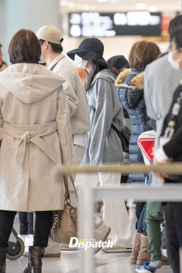 Lee Jong Suk và IU lộ chuyện hẹn hò - Ảnh 3.