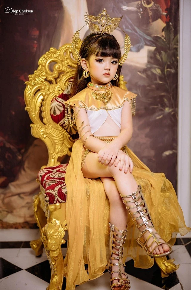 Phát sốt với vẻ đáng yêu của sao nhí 5 tuổi làm nữ chính phim Đừng làm mẹ cáu - Ảnh 8.