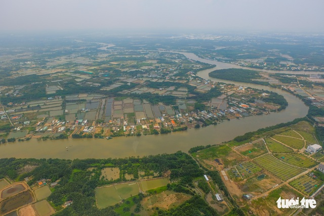 Ngắm TP.HCM từ trên cao bằng trực thăng - Ảnh 7.