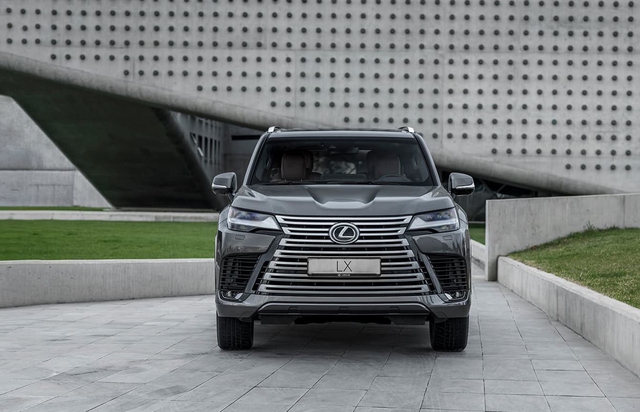 Lexus Lx 600 Ra Mắt Việt Nam - Suv Giá Từ Hơn 8 Tỉ Đồng - Tuổi Trẻ Online