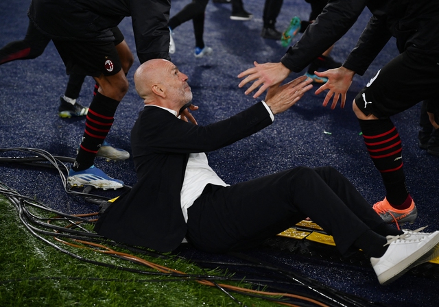 Vào sân từ ghế dự bị, Ibrahimovic kiến tạo bàn thắng vàng đưa AC Milan trở lại ngôi đầu - Ảnh 2.