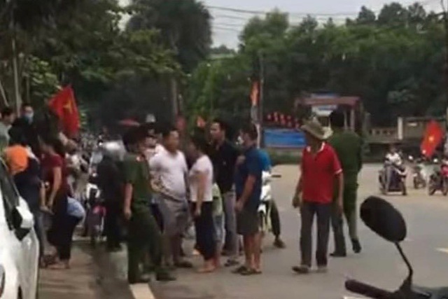 Bắt nghi phạm đâm tử vong em họ là lính đặc công về quê nghỉ phép - Ảnh 1.