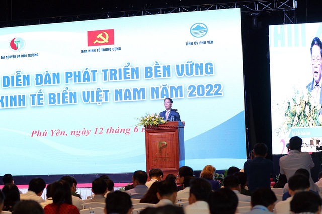 Du lịch biển, đảo mang lại 70% doanh thu cho ngành du lịch cả nước - Ảnh 2.