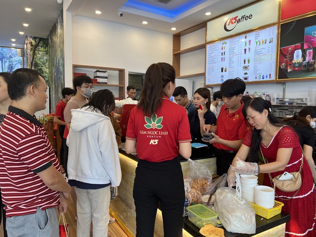 Sâm Ngọc Linh Kon Tum K5 khai trương quán phở đầu tiên - Ảnh 3.