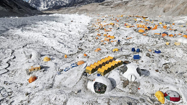 Nepal Cân Nhắc Dời Base Camp Trên Núi Everest Vì Lý Do An Toàn - Tuổi Trẻ  Online