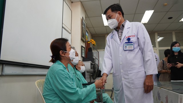 TP.HCM: Tăng đột biến bệnh nhân hoại tử xương hàm sau mắc COVID-19 - Ảnh 1. TP.HCM: Tăng đột biến bệnh nhân hoại tử xương hàm sau mắc COVID-19 - Ảnh 1.