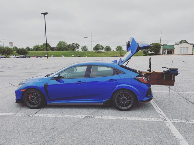 Biến Honda Civic thành nhà di động: Vừa ở thoải mái, vừa lái sướng - Ảnh 2.