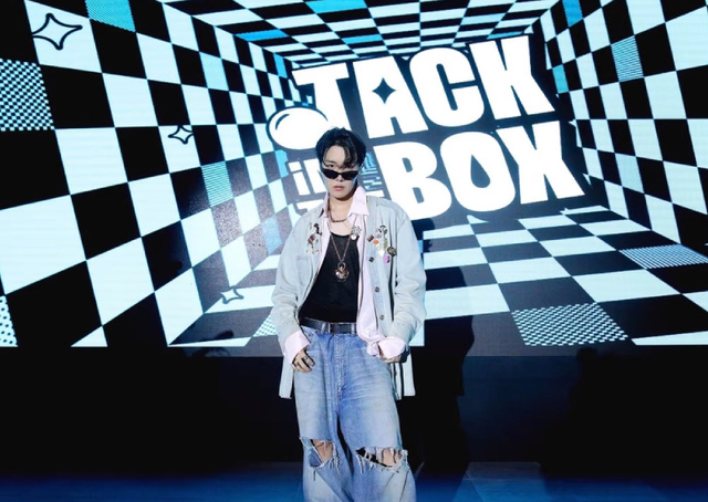 J-Hope (BTS) đào sâu khía cạnh đen tối với album 'Jack in the Box' - Tuổi Trẻ Online