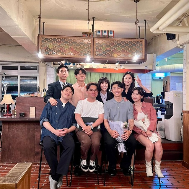 Tập cuối Nữ luật sư kỳ lạ Woo Young Woo lập kỷ lục rating vì kết viên mãn - Ảnh 4.