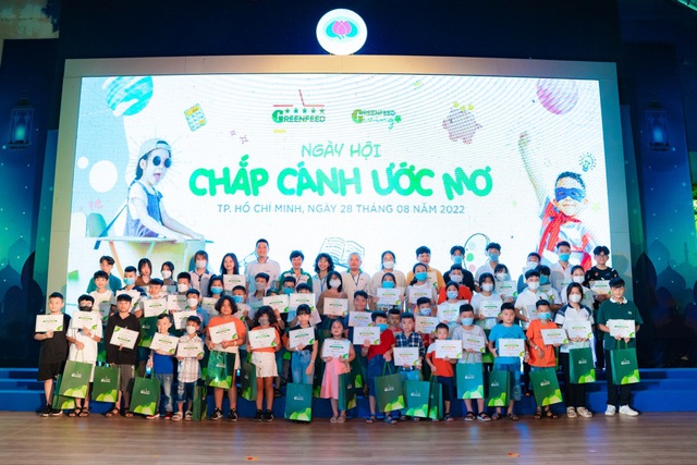 Ngày hội Chắp cánh ước mơ rộn ràng tiếng cười - Ảnh 1.