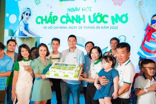 Ngày hội Chắp cánh ước mơ rộn ràng tiếng cười - Ảnh 2.