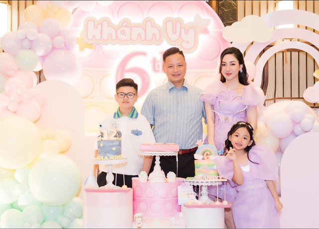 Ảnh vui sao Việt 8-8: Con trai Lê Phương làm món ngon mừng ngày cưới bố mẹ - Ảnh 9.