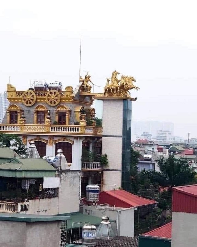Ảnh vui 4-9: Người giàu luôn có lối đi riêng. - Ảnh 1.