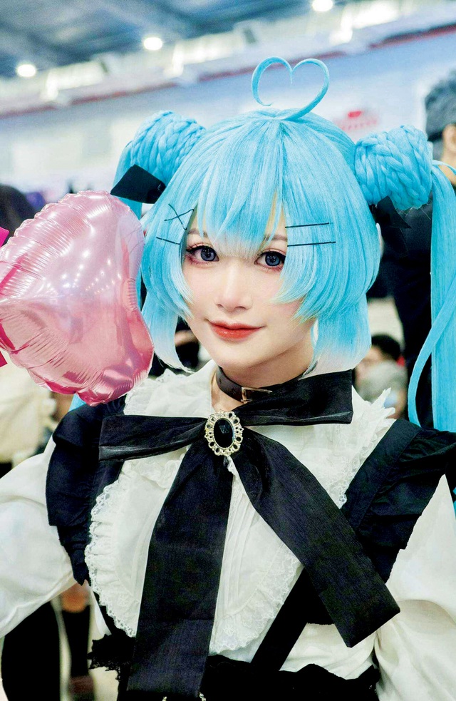 Lên đồ cosplay khiến ai cũng mê tít nhờ những bô wig - Ảnh 1.