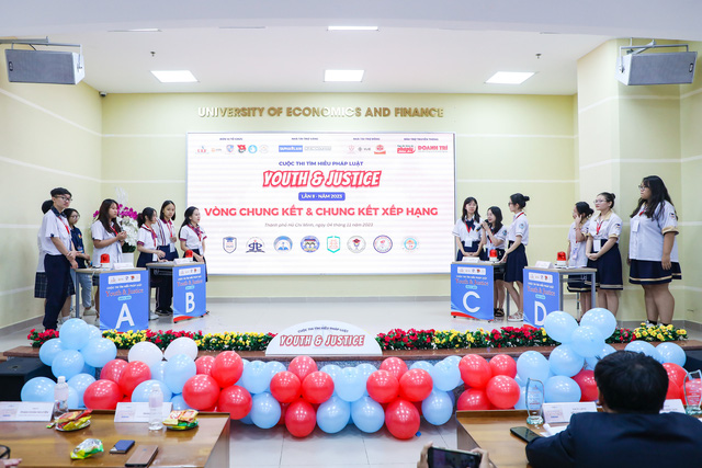 Teen Trường THPT Trưng Vương giành giải nhất cuộc thi Youth & Justice lần 2 năm 2023  - Ảnh 1.