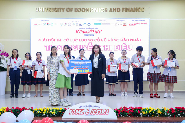 Teen Trường THPT Trưng Vương giành giải nhất cuộc thi Youth & Justice lần 2 năm 2023  - Ảnh 10.