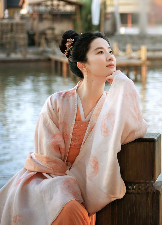 Lưu Diệc Phi cạnh tranh vai diễn với ảnh hậu Oscar Dương Tử Quỳnh- Ảnh 3.