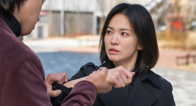 Loạt mỹ nữ có visual cực chất, diễn xuất đỉnh nhất trong phim Hàn 2023- Ảnh 3.