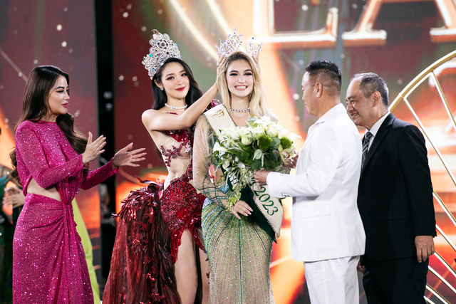 Thiết kế Việt được chọn phút 89 làm nên lịch sử tại Miss Earth 2023- Ảnh 1.