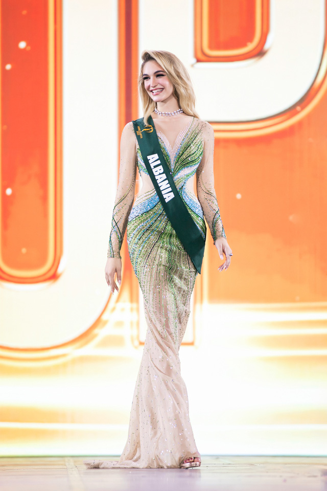 Thiết kế Việt được chọn phút 89 làm nên lịch sử tại Miss Earth 2023- Ảnh 4.