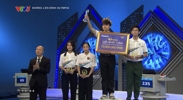 Chàng nam sinh Hà Nội giành vòng nguyệt quế cuộc thi tuần Đường lên đỉnh Olympia- Ảnh 6.