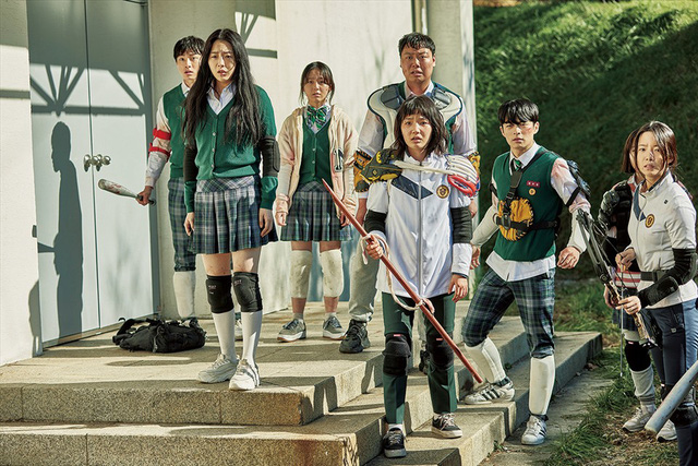 Nếu thích Sinh vật Gyeongseong, xem thêm 5 phim Hàn cùng đề tài này- Ảnh 2.