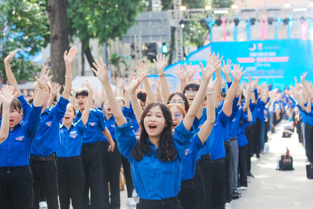 Hàng ngàn bạn trẻ tham gia Ngày hội Tình nguyện quốc gia 2023- Ảnh 2.