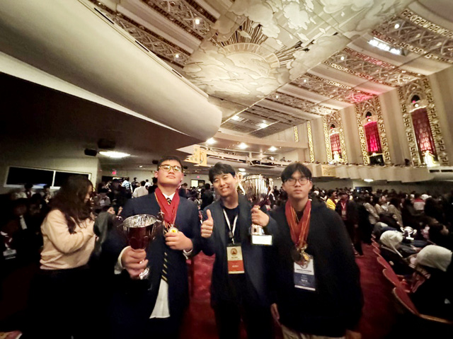 Học sinh Việt Nam vào top 3 cuộc thi World Scholar's Cup tại Đại học Yale, Mỹ- Ảnh 1.