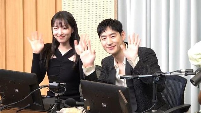 Thương chưa, Lee Je Hoon bị đồng nghiệp nữ nhận xét khiếm nhã về ngoại hình! - Ảnh 1.
