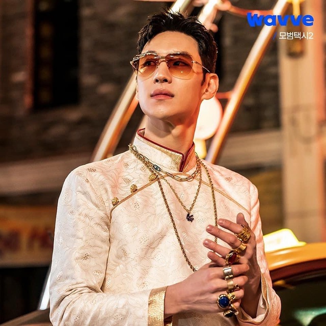 Thương chưa, Lee Je Hoon bị đồng nghiệp nữ nhận xét khiếm nhã về ngoại hình! - Ảnh 5.